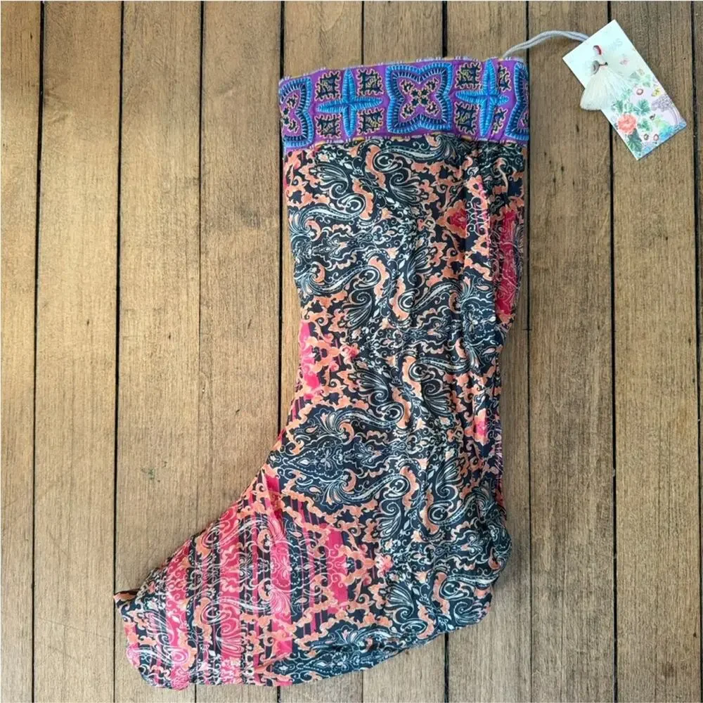 NWT Johnny Was Reversible Pink Floral Embroidered Christmas Holiday Stocking - Picture 4 of 7